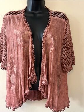 BKE L kimono duster cardigan crochet hippie open front festival floral feminine